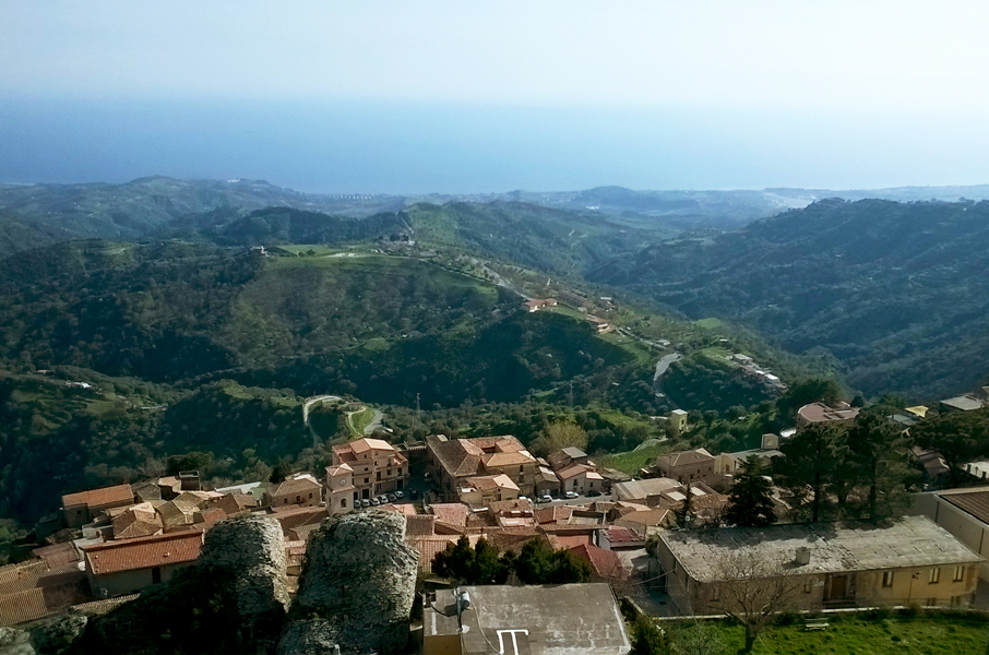 Bova - Tour - Visita guidata - Escursioni- Guide Turistiche Associate Calabria - Italy